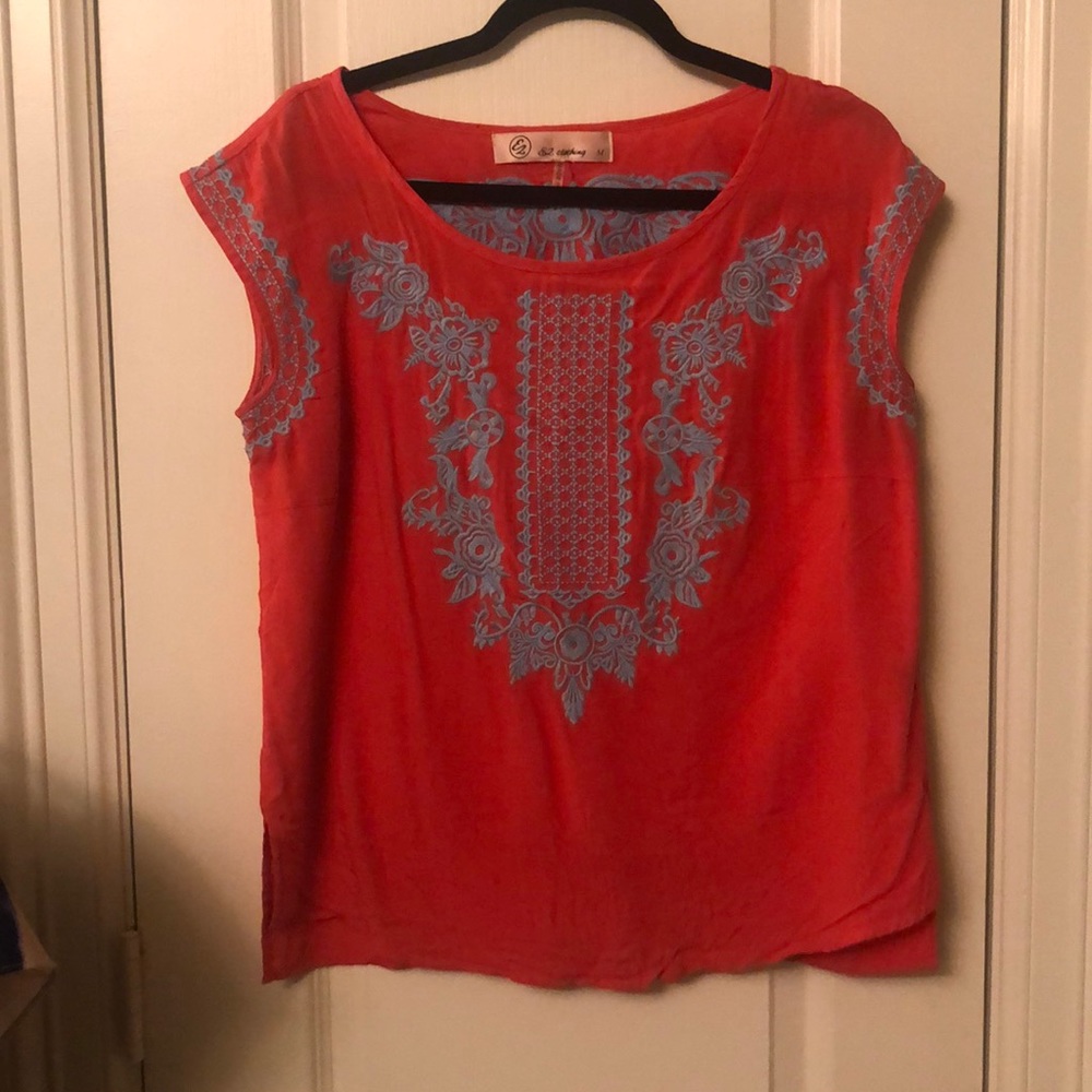 Cute fiesta top!